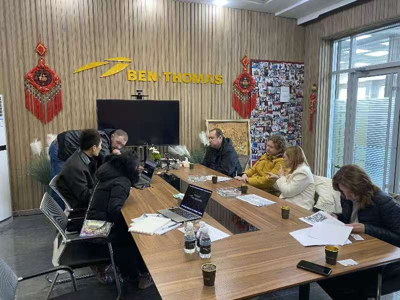 Renowned Road Construction Firm CEO Maxim and Anna Visit BENTHOMAS for Technical Review,  Order Corrugated Steel Pipe Manufacturing Machine